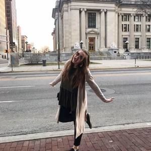 Meet your Posher, Grayson